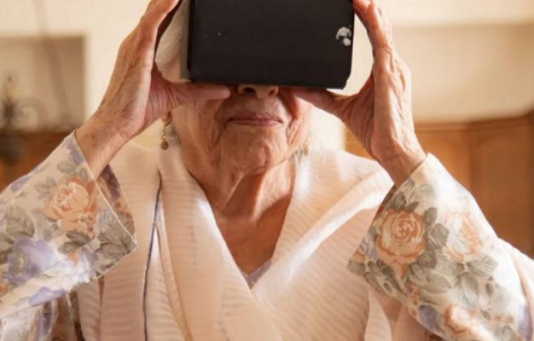 Idosos veem cidade natal graças à realidade virtual 73 anos após fugir de guerra